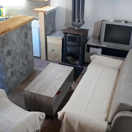 Katun Mokra Apartment *