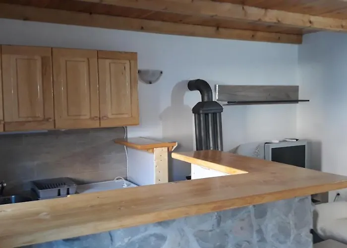 Katun Mokra * Podgorica